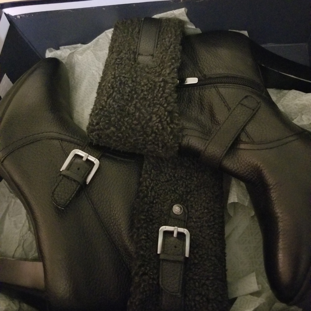 Anne Klein Black Leather Akandre Boots